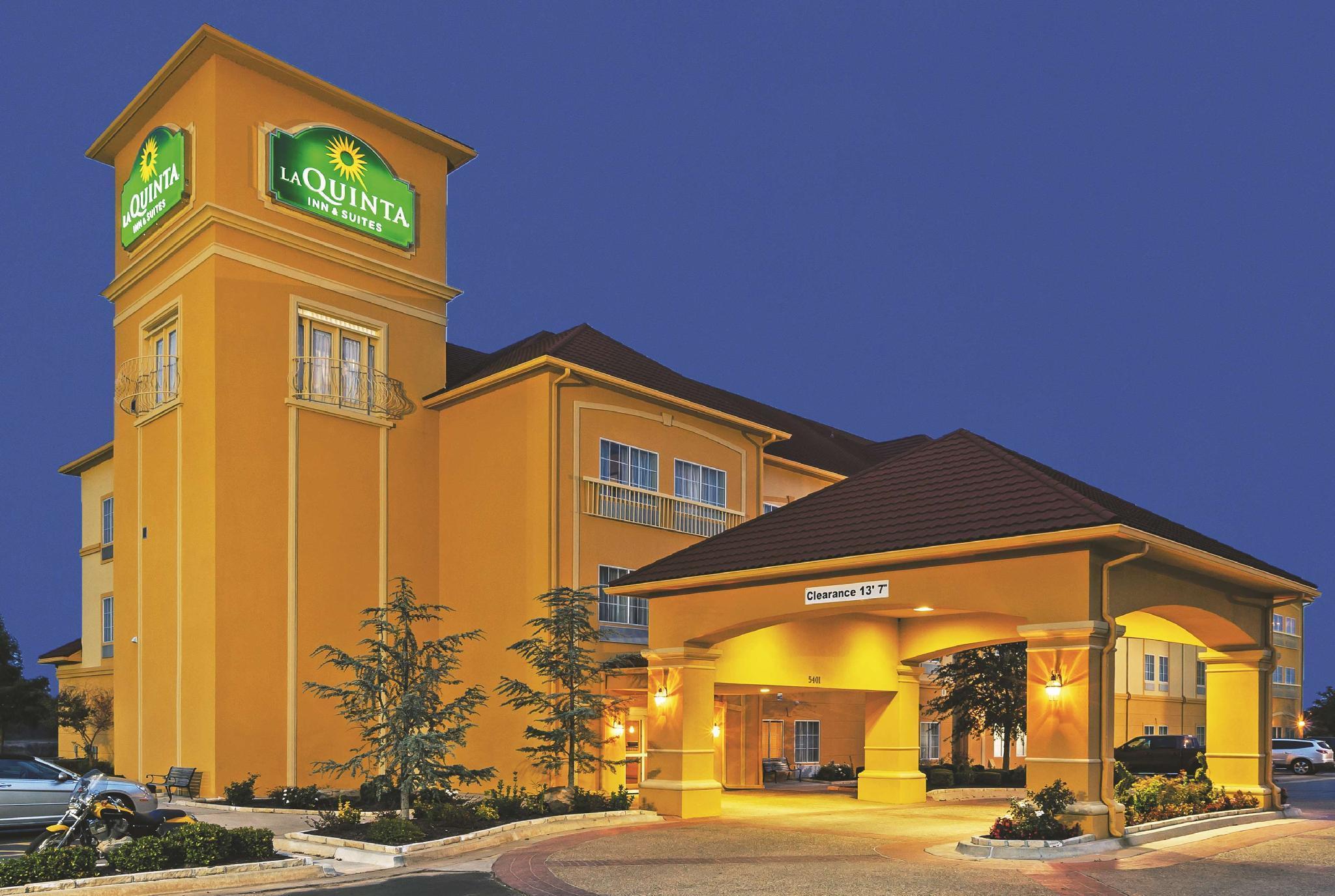 La Quinta By Wyndham Shawnee Otel Dış mekan fotoğraf