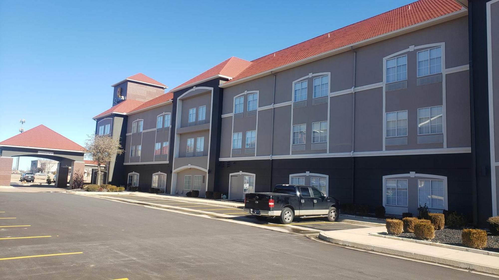 La Quinta By Wyndham Shawnee Otel Dış mekan fotoğraf