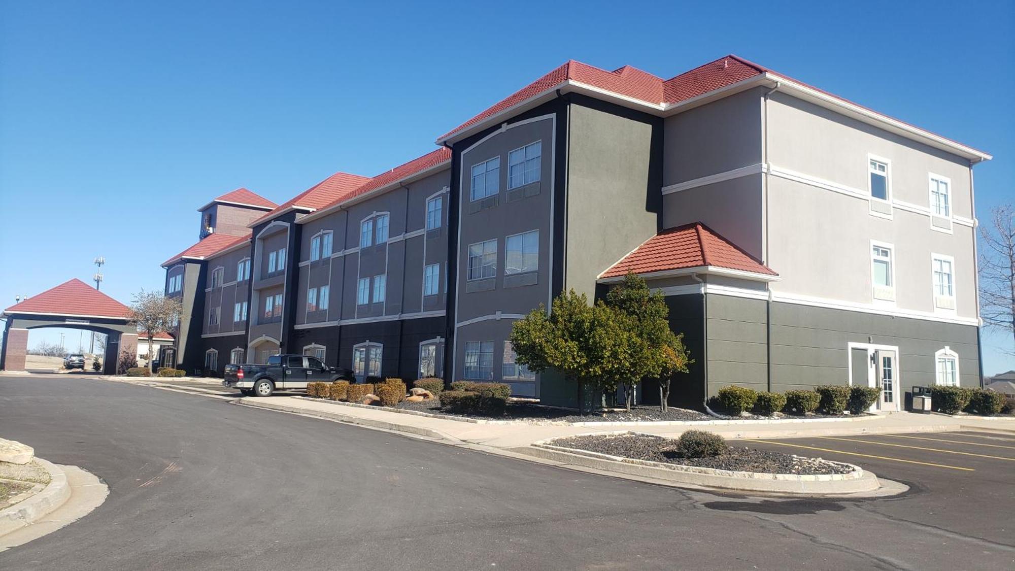 La Quinta By Wyndham Shawnee Otel Dış mekan fotoğraf