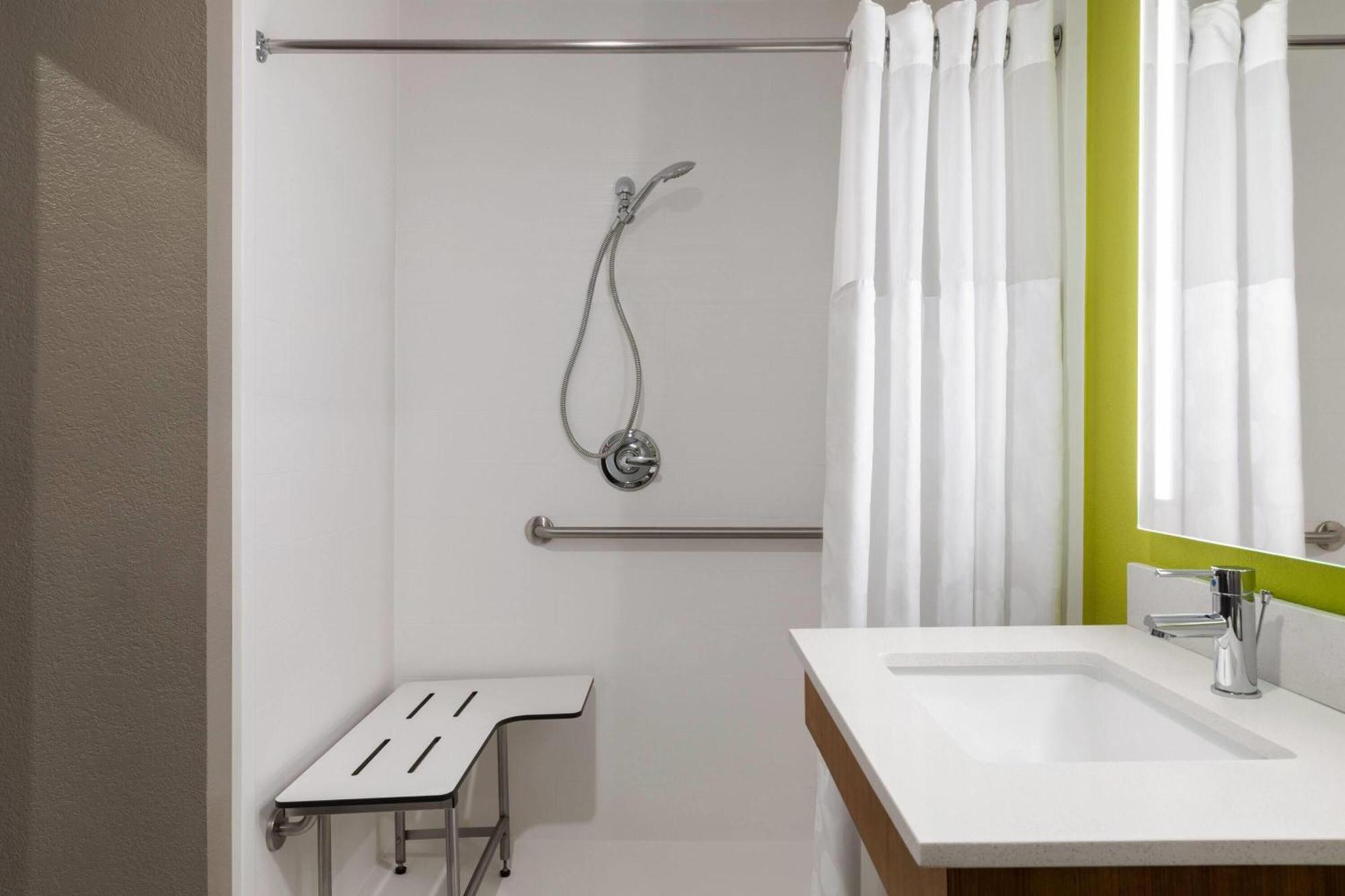 La Quinta By Wyndham Shawnee Otel Dış mekan fotoğraf