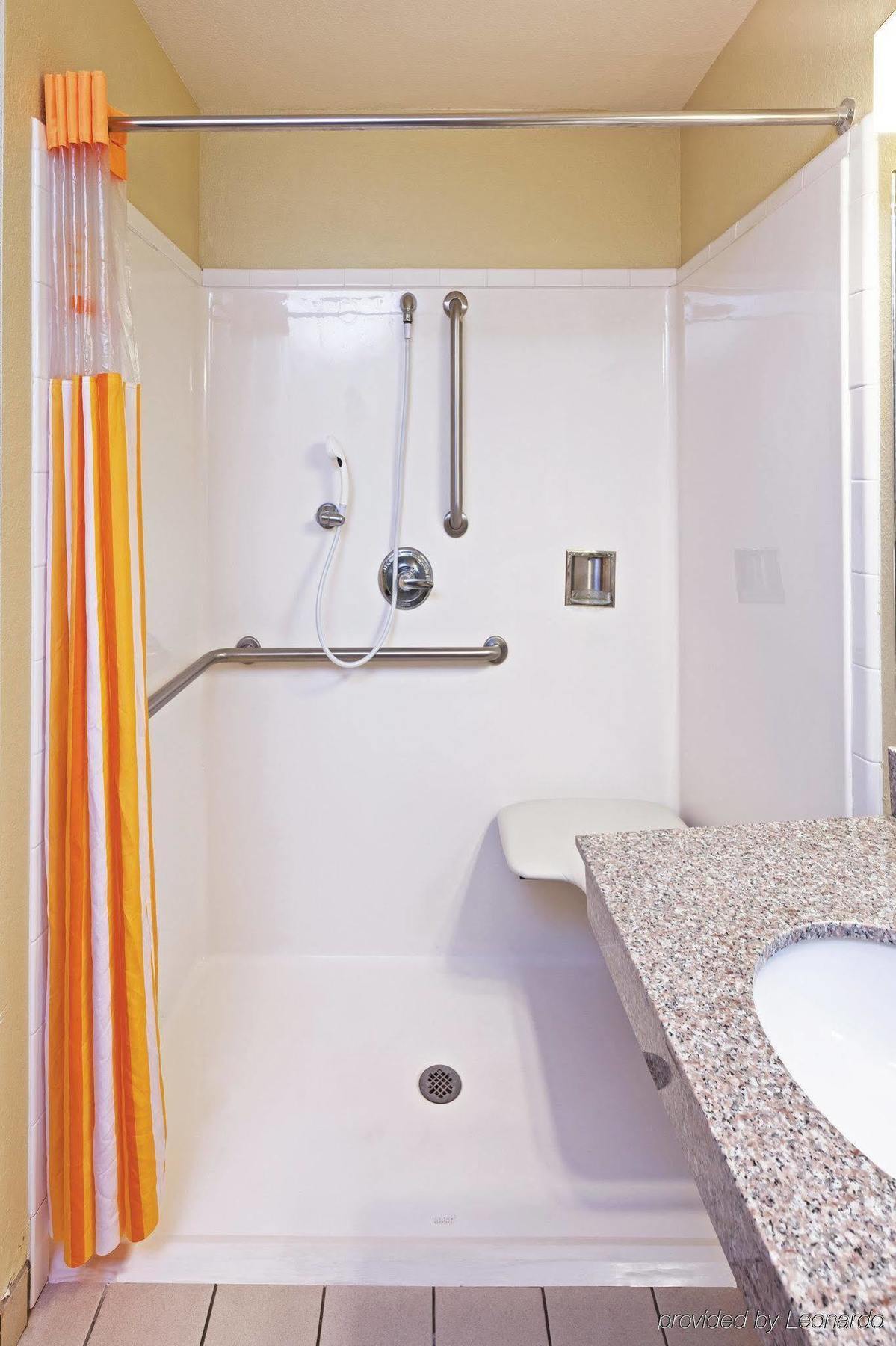 La Quinta By Wyndham Shawnee Otel Dış mekan fotoğraf